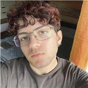 aiuto studenti delle medie con i compiti di spagnolo